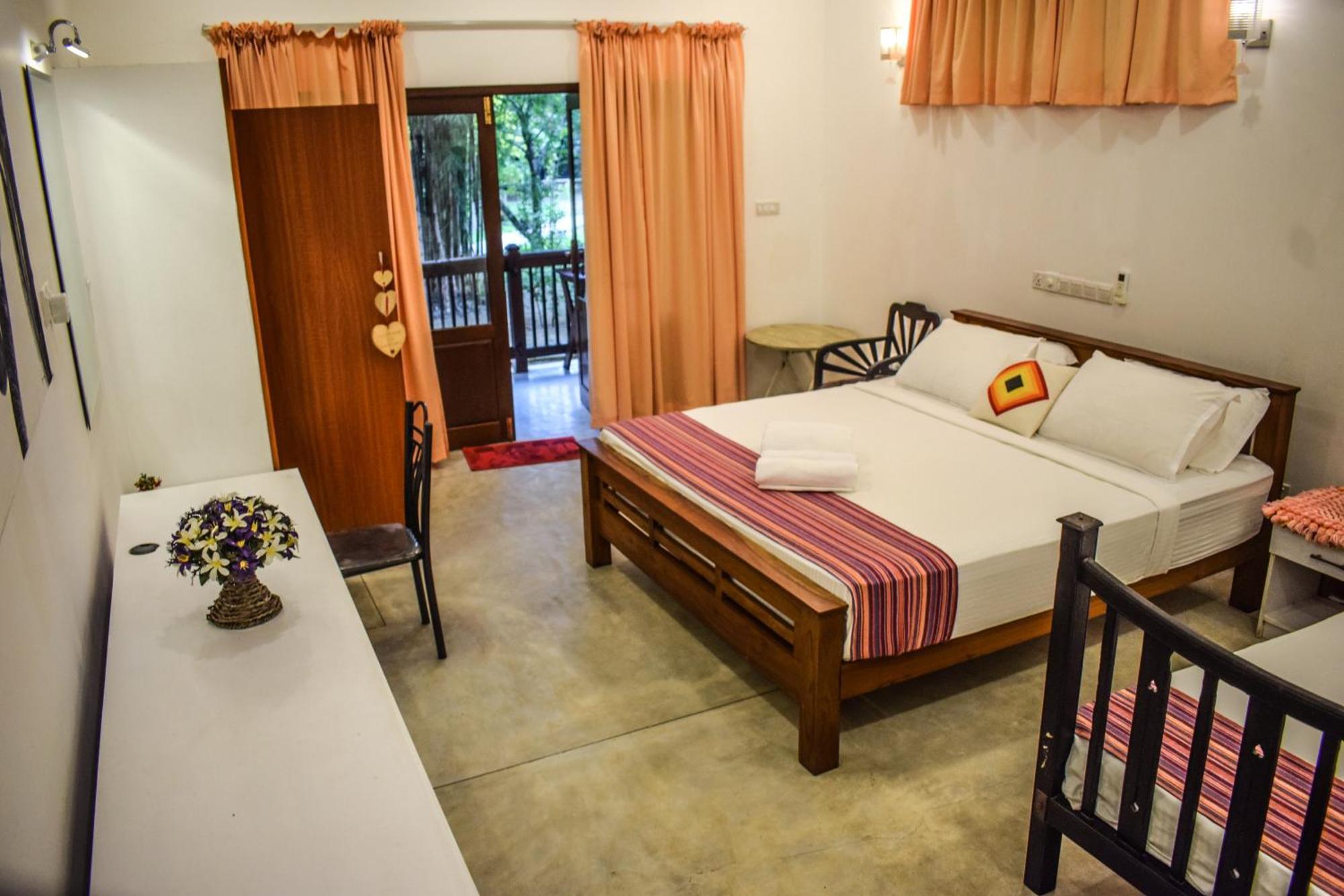 Lawrence Villa Weligama Esterno foto