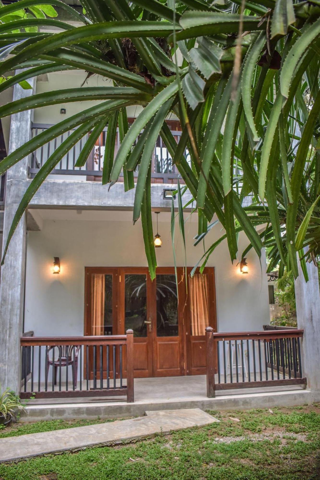 Lawrence Villa Weligama Esterno foto