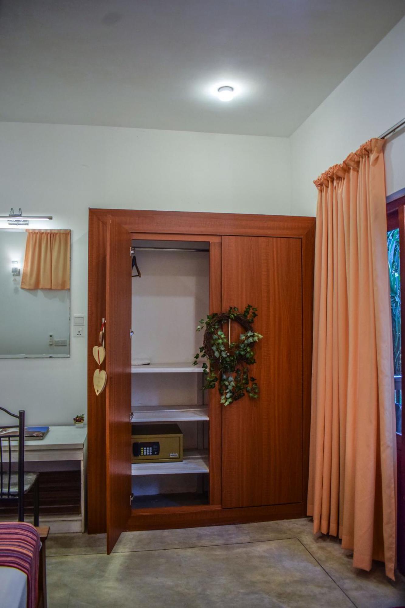 Lawrence Villa Weligama Esterno foto