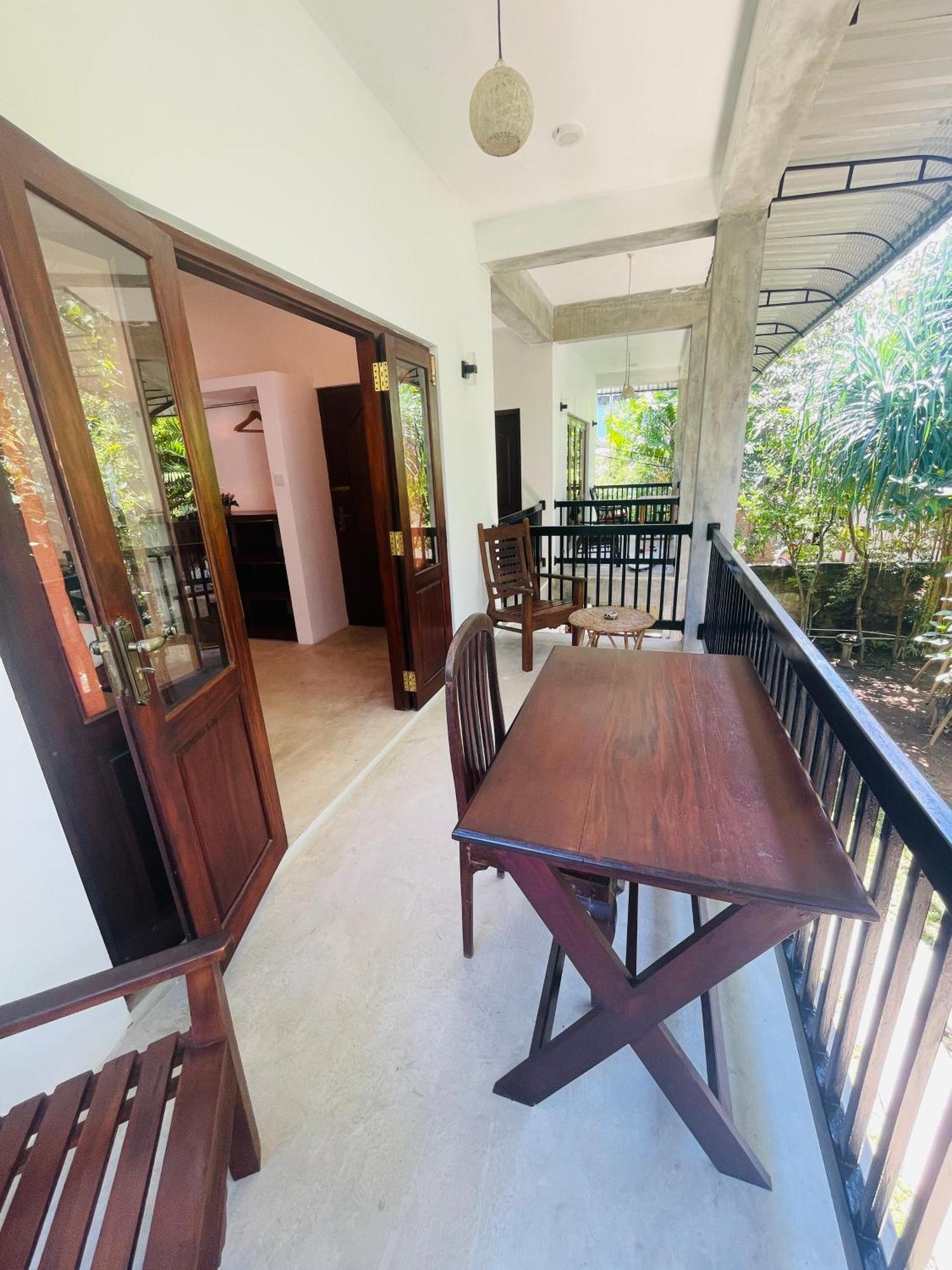 Lawrence Villa Weligama Esterno foto