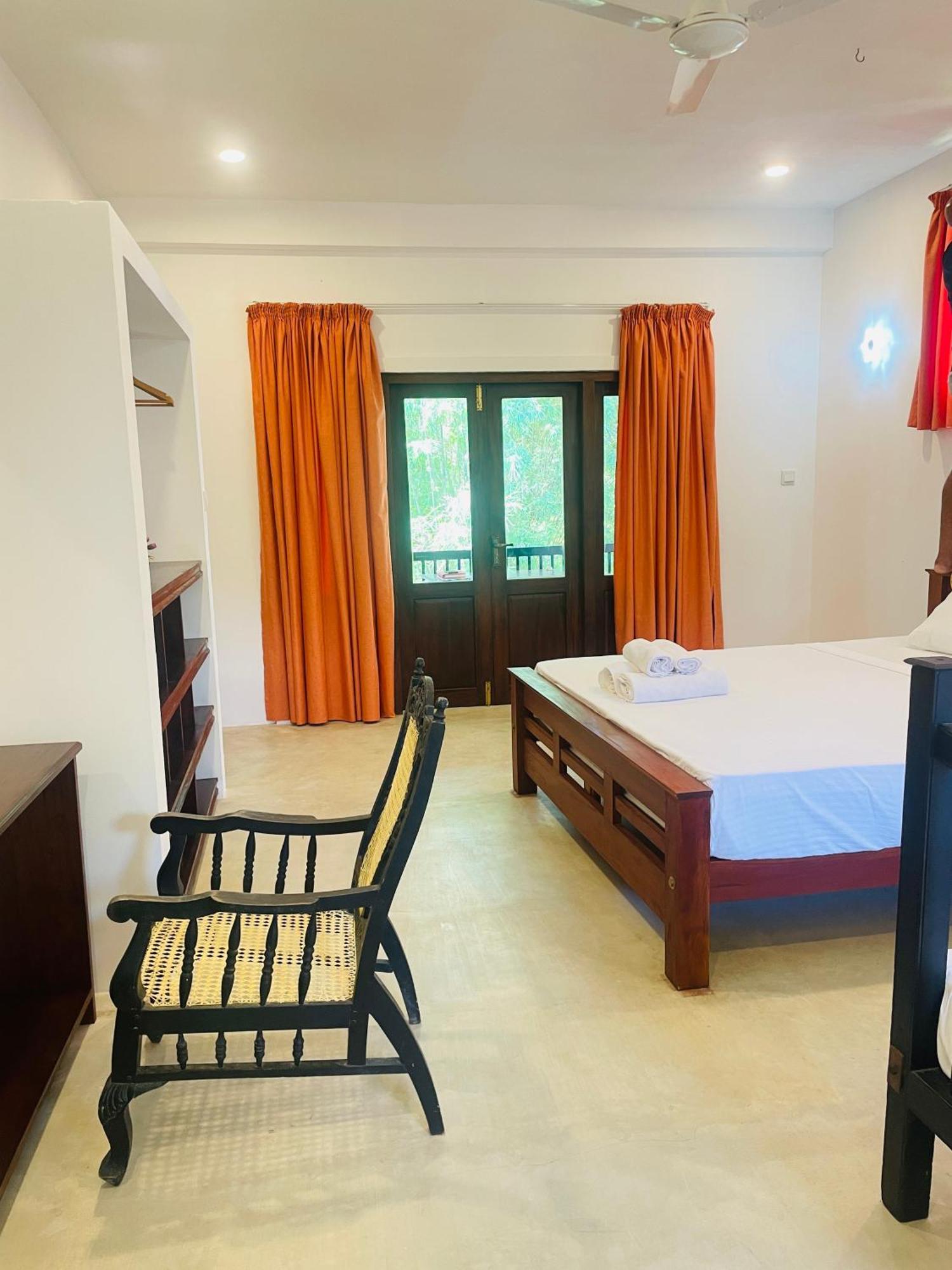 Lawrence Villa Weligama Esterno foto